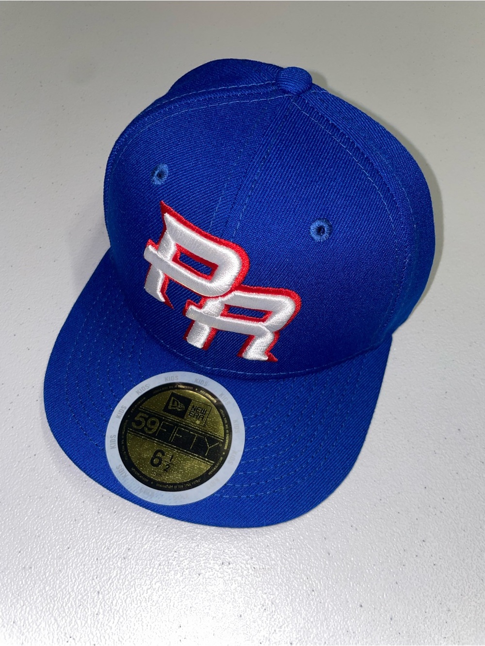 New Era: Puerto Rico Flag Blue/Red/White Fitted Kids Cap (6 1/2)